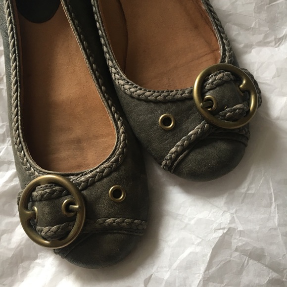 Frye | Molly Braided Flat - Picture 5 of 13